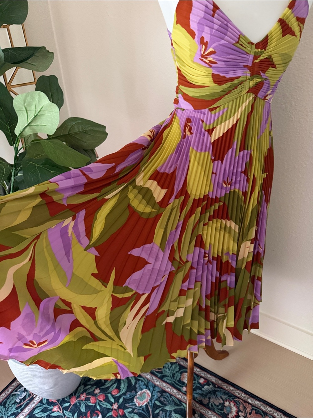 Astr Floral Pleated Spaghetti-Strap Mini Dress - Picture 7 of 7